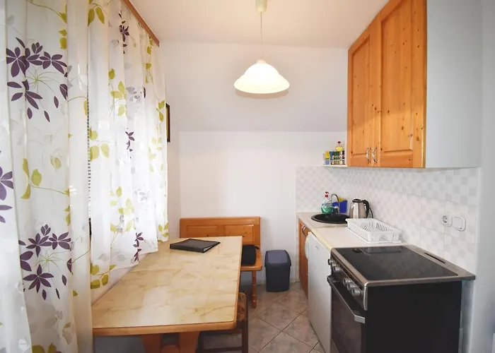 Nastanitev v družini Kolman *